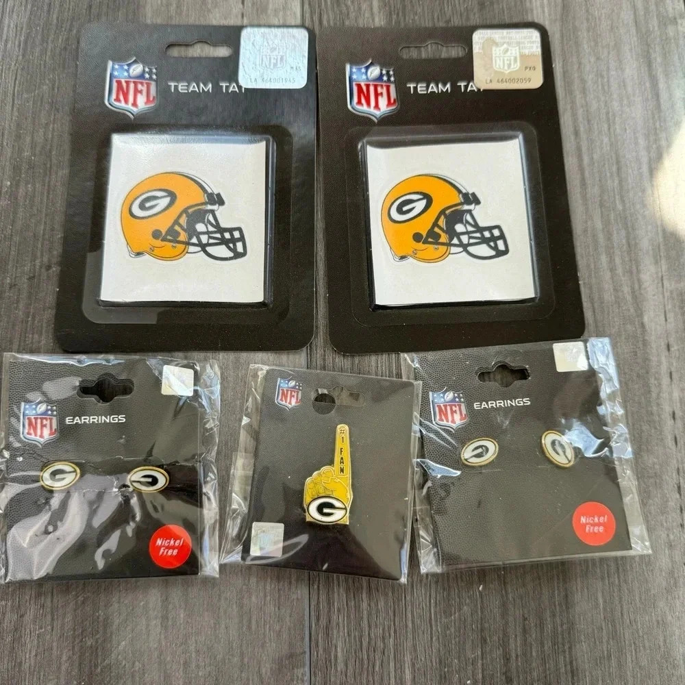 Green Bay Packers Earrings, Pin and Tattoo Bundle- ALL NEW!